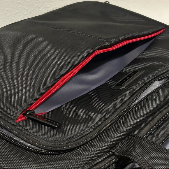 Eco Style Pro Tech Top Load 17” x 13 1/2” x 3 1/4” Tech Bag Laptop Case Carrier - Picture 5 of 9